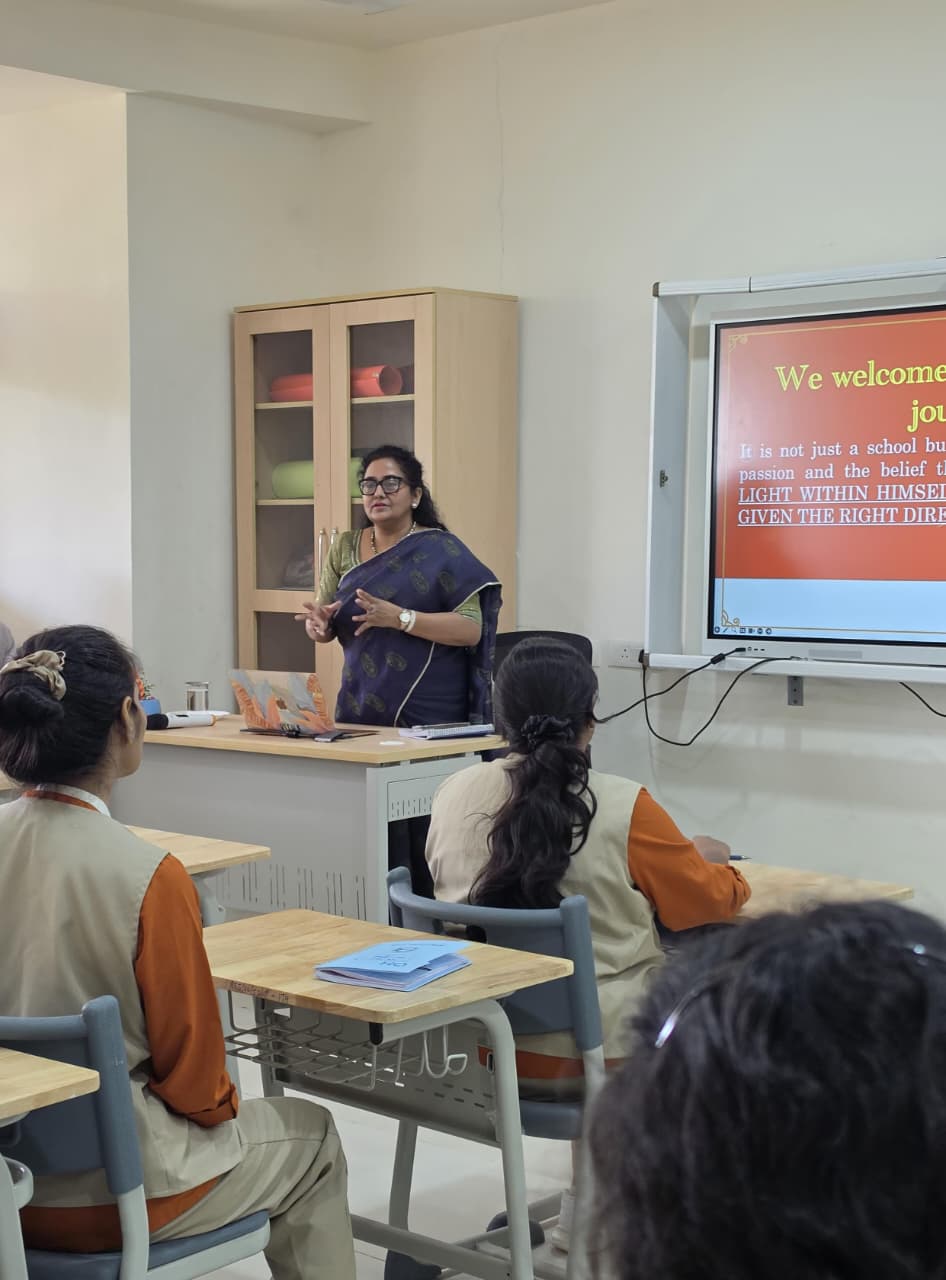 Mrs. Ritu Khandelwal, Founding Director
